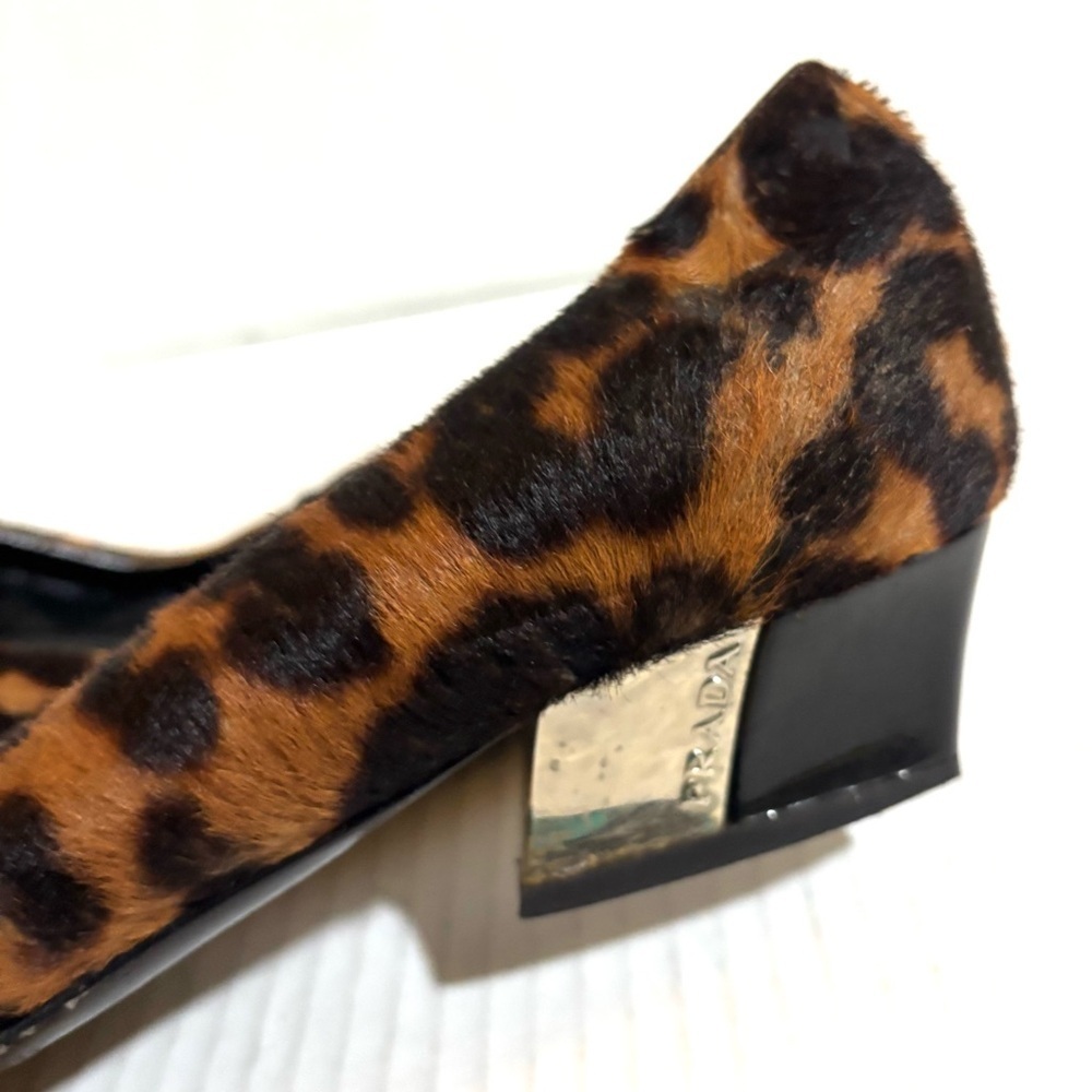 Prada ponytail pumps  brown animal print Women's Shoes with Black Accents - Picture 6 of 12